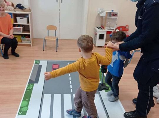 GR. I - Spotkanie z p. policjantką