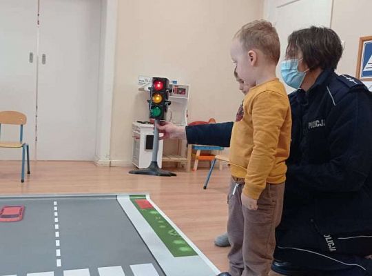 GR. I - Spotkanie z p. policjantką