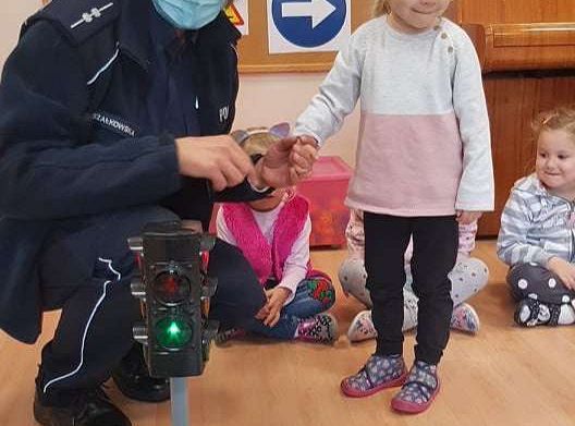 GR. I - Spotkanie z p. policjantką