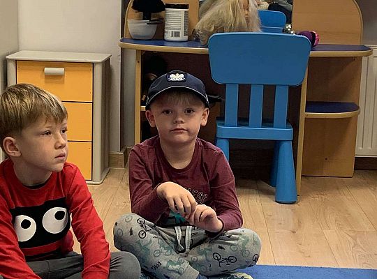 Gr IV Spotkanie z p. policjantką