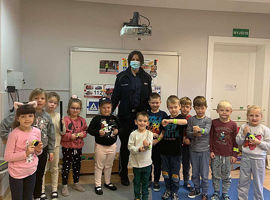 Gr IV Spotkanie z p. policjantką