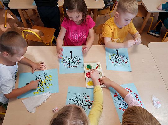 Gr. III Dzień drzewa