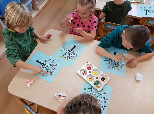 Gr. III Dzień drzewa