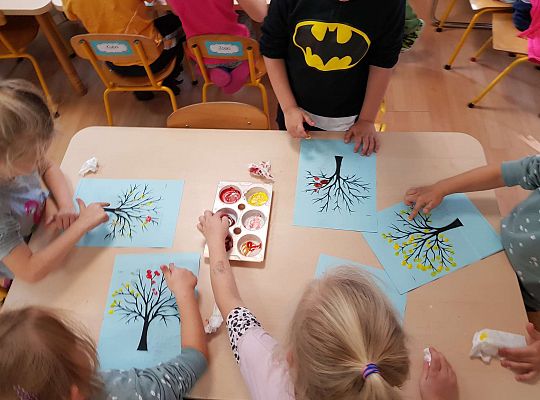 Gr. III Dzień drzewa