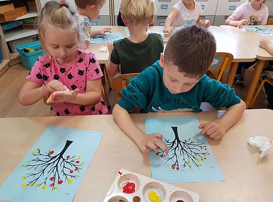 Gr. III Dzień drzewa