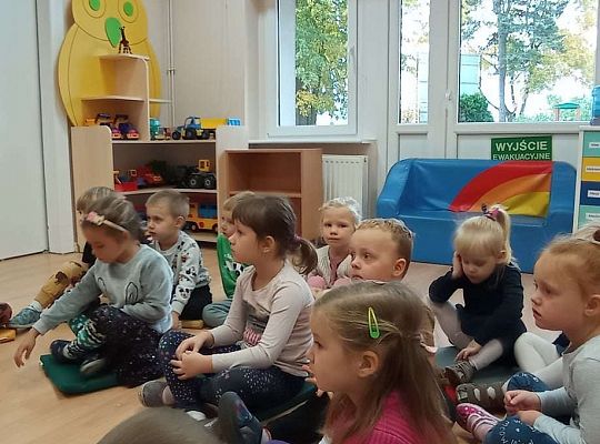 Gr. I i II Teatrzyk "Przygody krasnala Hałabały"