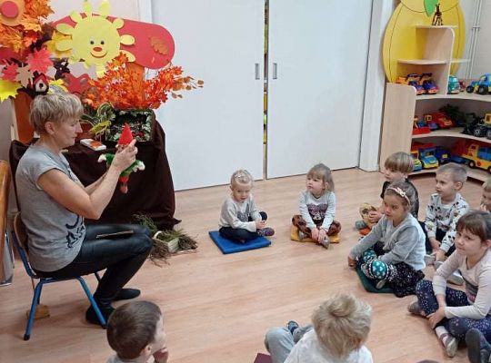 Gr. I i II Teatrzyk "Przygody krasnala Hałabały"