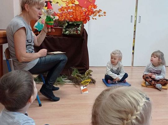 Gr. I i II Teatrzyk "Przygody krasnala Hałabały"