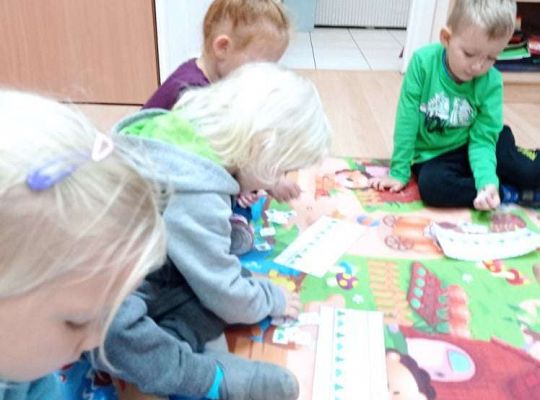 GR. I Ćwiczymy sekwencje oraz dzikie zwierzęta w naszej sali