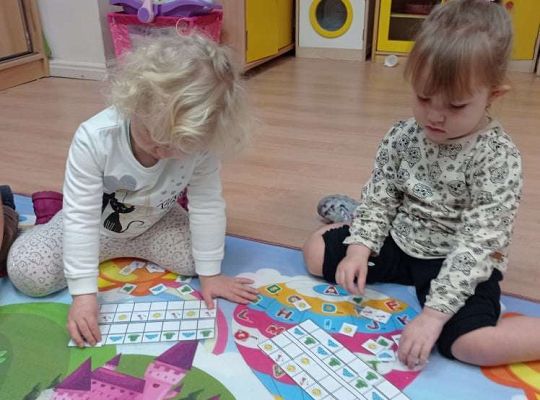 GR. I Ćwiczymy sekwencje oraz dzikie zwierzęta w naszej sali