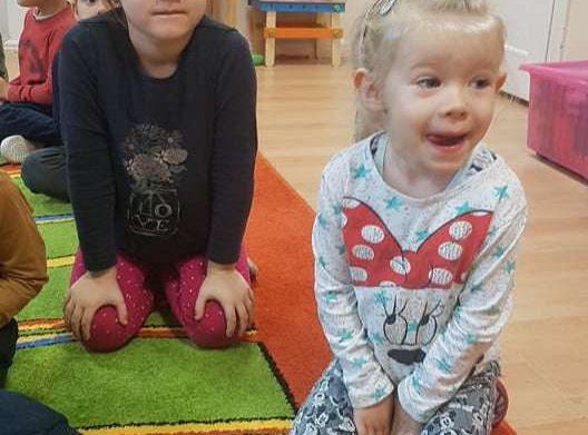 GR. I i II Teatrzyk - "Na straganie"