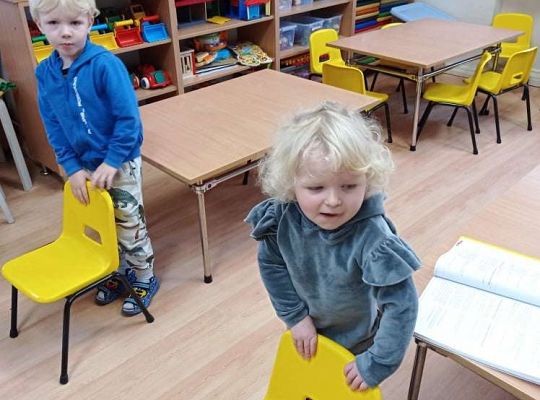 Gr. I Ćwiczymy orientację przestrzenną