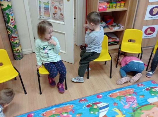 Gr. I Ćwiczymy orientację przestrzenną