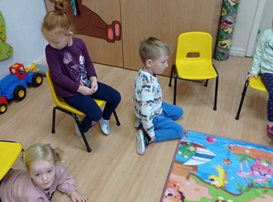 Gr. I Ćwiczymy orientację przestrzenną