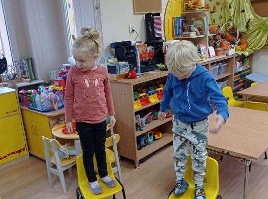 Gr. I Ćwiczymy orientację przestrzenną