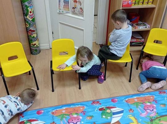 Gr. I Ćwiczymy orientację przestrzenną