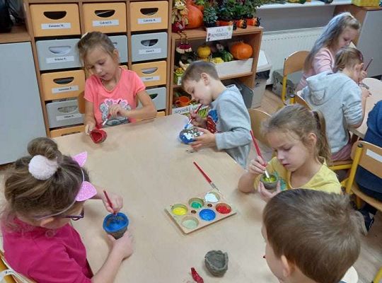 Gr. IV Malujemy gliniane wazony