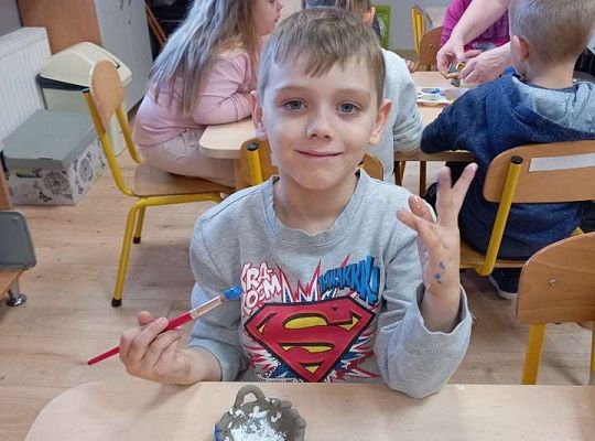 Gr. IV Malujemy gliniane wazony