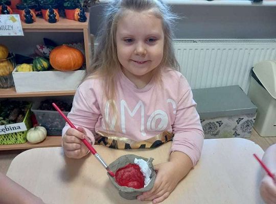 Gr. IV Malujemy gliniane wazony