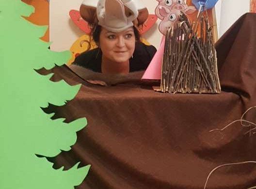 GR. I i II Teatrzyk "Trzy świnki"