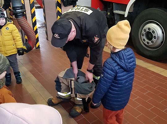 Gr. II i III Wizyta w Komendzie Straży Pożarnej