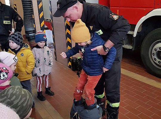 Gr. II i III Wizyta w Komendzie Straży Pożarnej