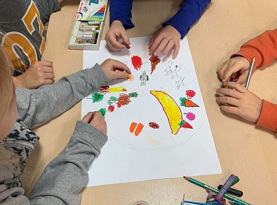 Gr IV Projekt-„Zdrowo jem, więcej wiem”.