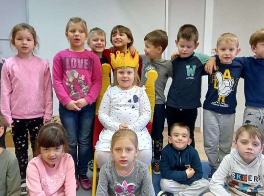 Gr. IV - Urodziny Laury