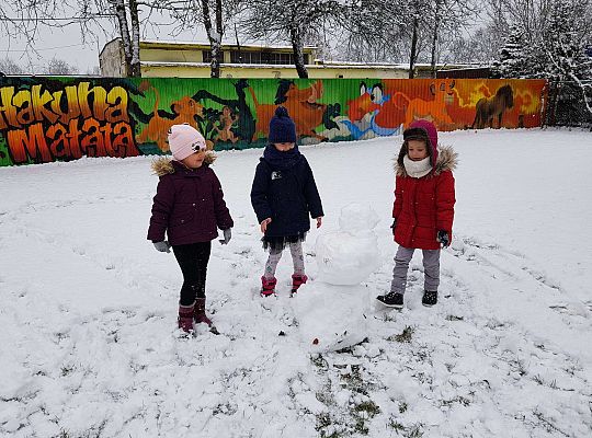 Gr. III Zabawy na śniegu