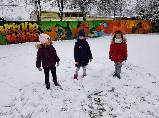 Gr. III Zabawy na śniegu