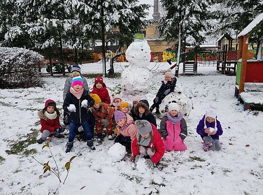 Gr. III Zabawy na śniegu
