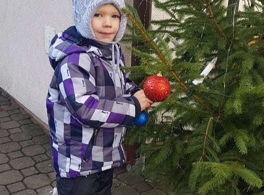 Strojenie przedszkolnej choinki