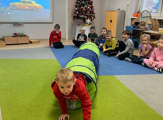 Gr IV Projekt ogólnopolski „ Zdrowo jem-więcej wiem”.