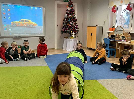 Gr IV Projekt ogólnopolski „ Zdrowo jem-więcej wiem”.