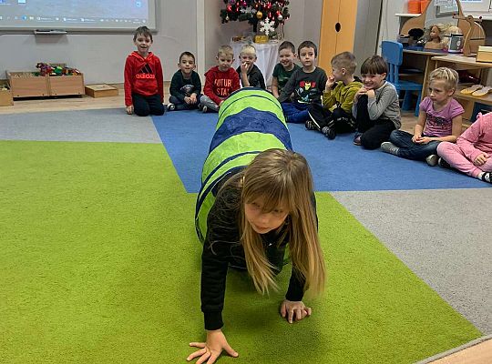 Gr IV Projekt ogólnopolski „ Zdrowo jem-więcej wiem”.