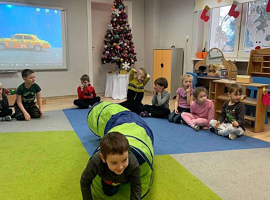 Gr IV Projekt ogólnopolski „ Zdrowo jem-więcej wiem”.