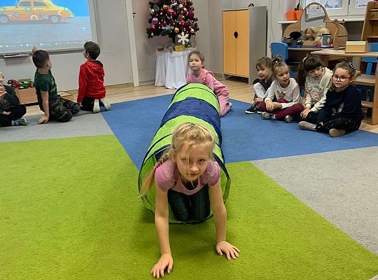 Gr IV Projekt ogólnopolski „ Zdrowo jem-więcej wiem”.