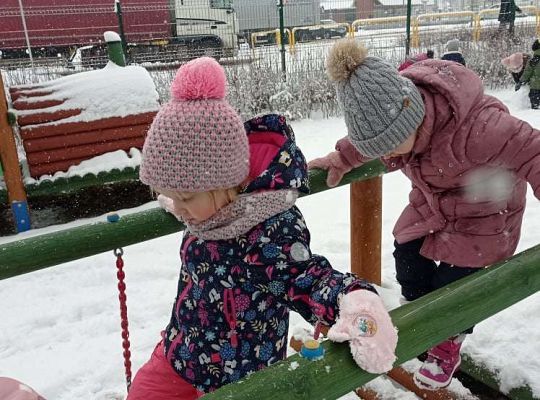 Gr. I Zabawy na śniegu