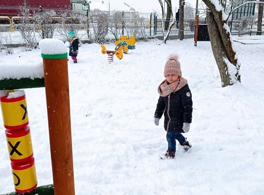Gr. I Zabawy na śniegu