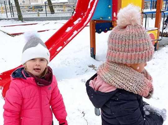 Gr. I Zabawy na śniegu