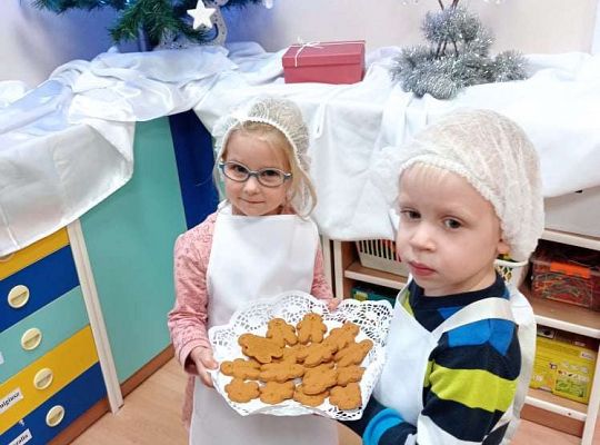 Gr. II Ozdabiamy pierniczki