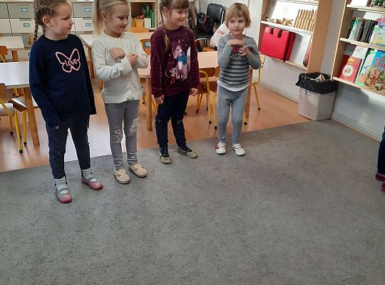 Gr. III "Przyjaciele Zippiego"- Doskonalenie komunikacji