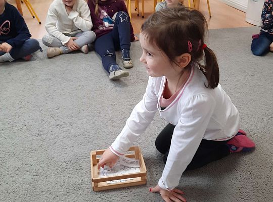 Gr. III "Przyjaciele Zippiego"- Doskonalenie komunikacji