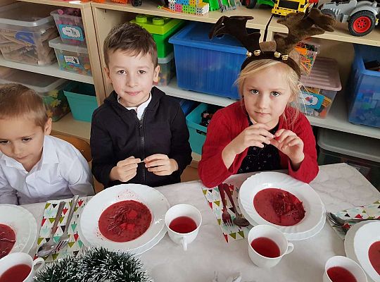 Gr. III Wigilia i świąteczne życzenia