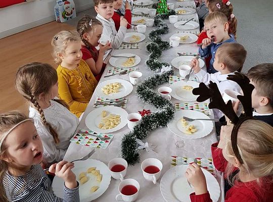 Gr. III Wigilia i świąteczne życzenia