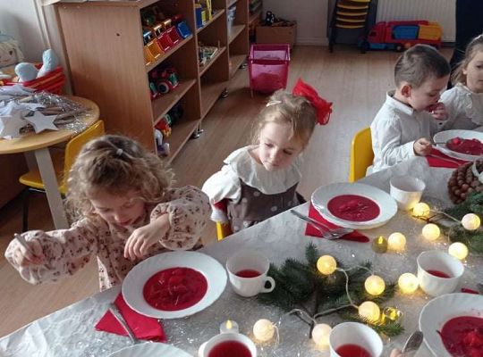 Gr. I Wigilia oraz świąteczne życzenia