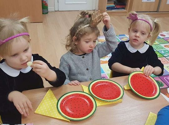 Gr. I Urodzinki Otyli, Zuzi oraz Zosi