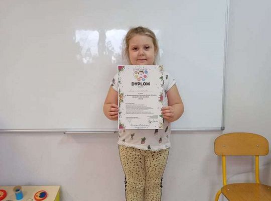 Sensoryczna choinka - wręczenie dyplomów