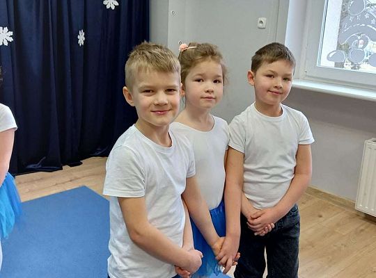 Gr. IV - Występ z okazji Dnia Babci i Dziadka