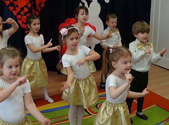 Gr. II - Występ z okazji Dnia Babci i Dziadka